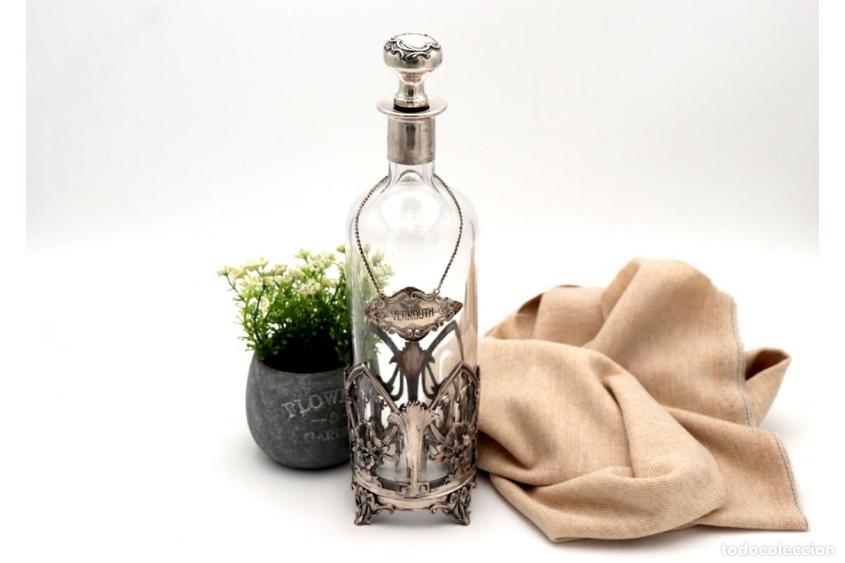 Antig&uuml;edades: Botella de licor con plata - Foto 1