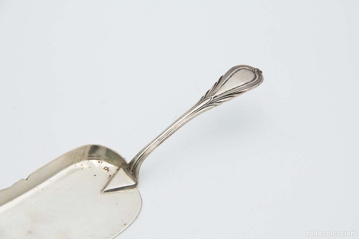 Antig&uuml;edades: Esp&aacute;tula de plata, para servir postres. - Foto 3