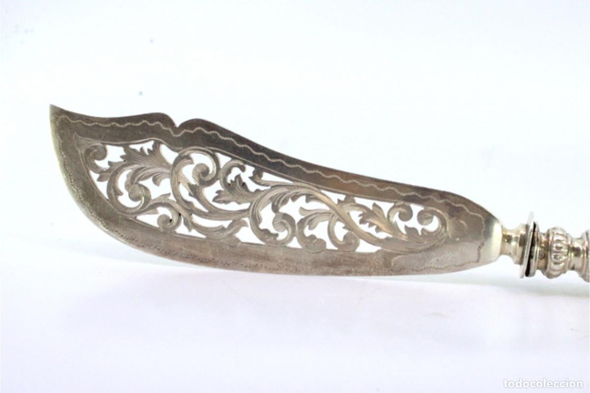 Antig&uuml;edades: Cuchillo de plata, para pescar. - Foto 3