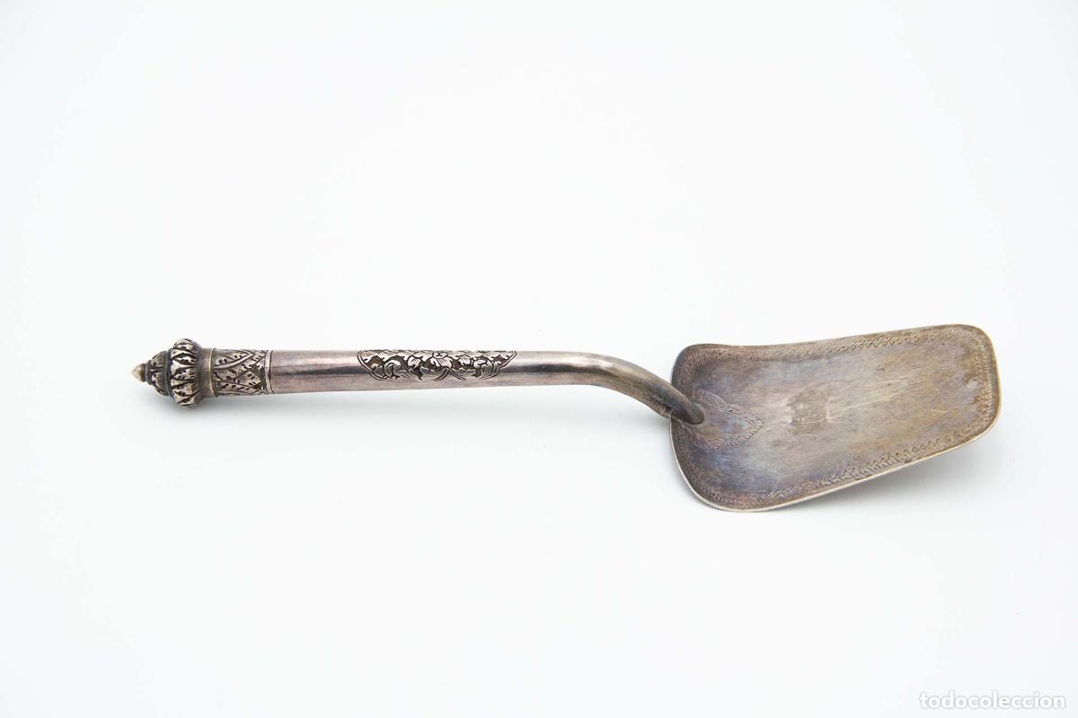 Antig&uuml;edades: Esp&aacute;tula de plata, para servir postres. - Foto 2