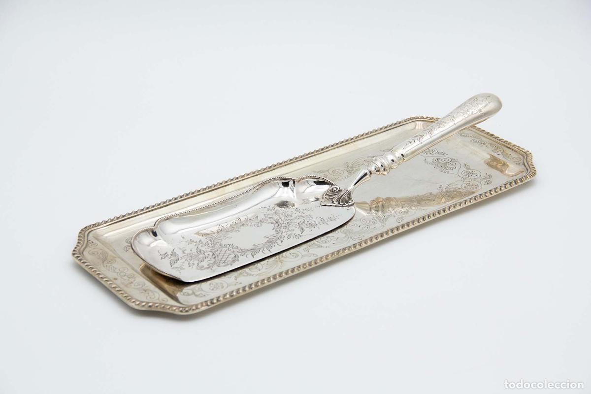 Antiguidades: Esp&aacute;tula de plata, para servir postres.