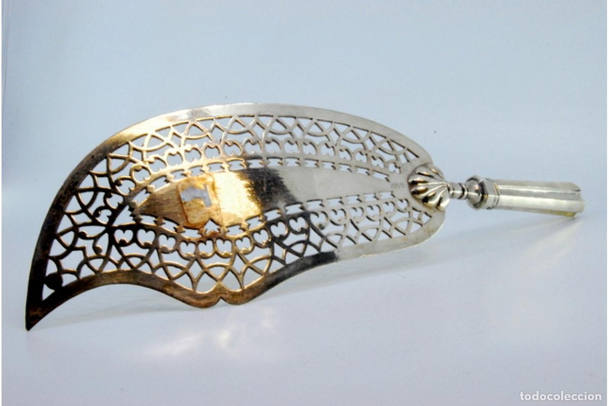 Antig&uuml;edades: Cuchillo de plata, para servir pescado. - Foto 2