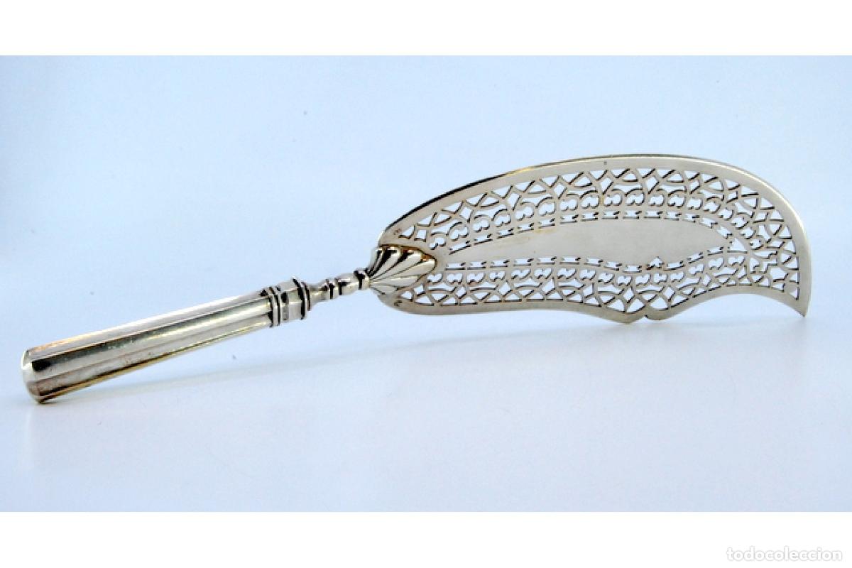 Antig&uuml;edades: Cuchillo de plata, para servir pescado. - Foto 4