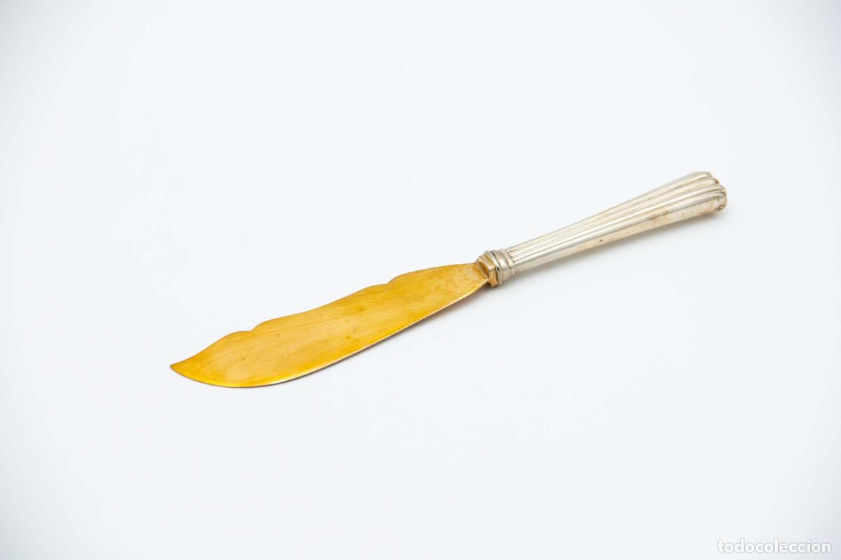 Antig&uuml;edades: Cuchillo de plata dorada para pescado - Foto 1
