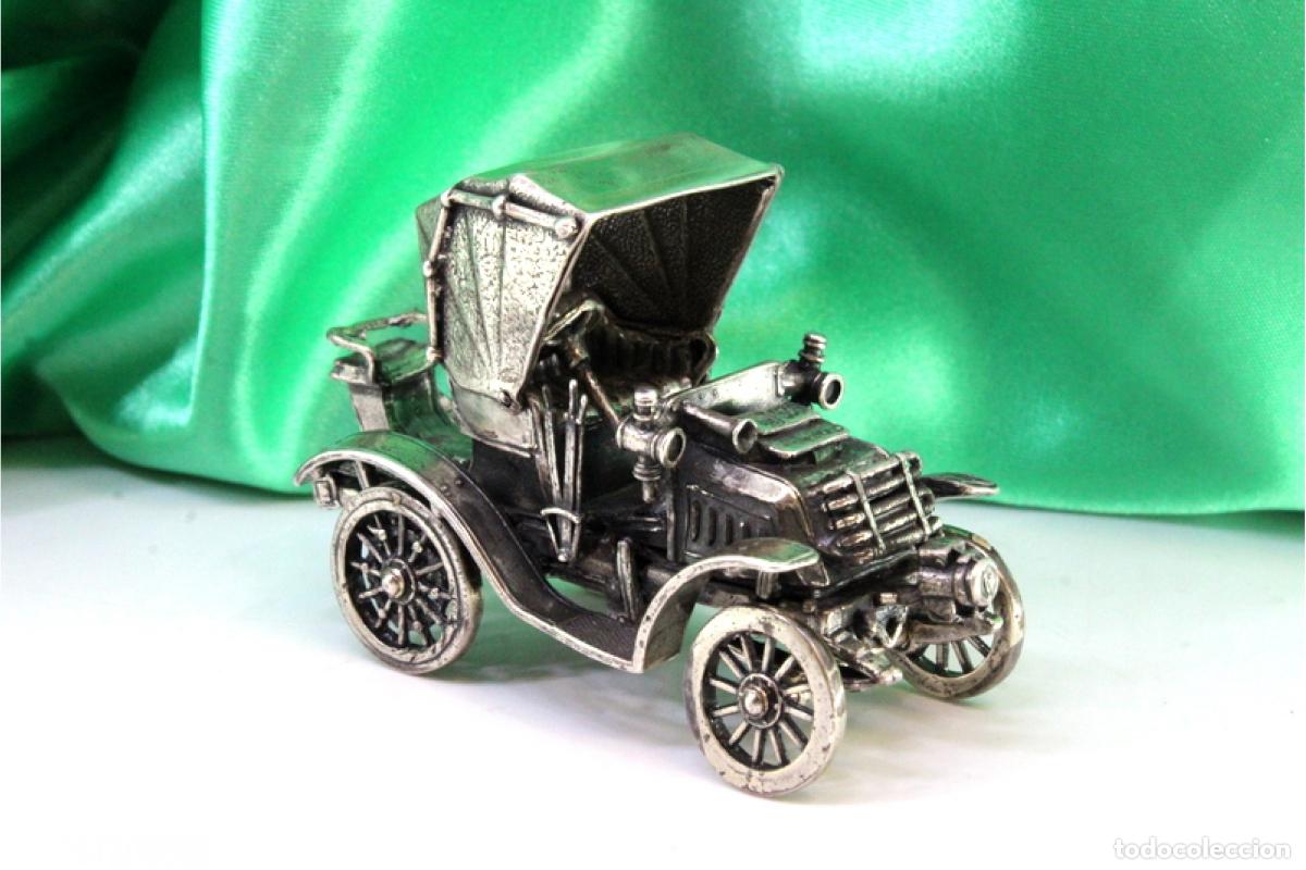 Antig&uuml;edades: Coche antiguo plateado - Foto 2