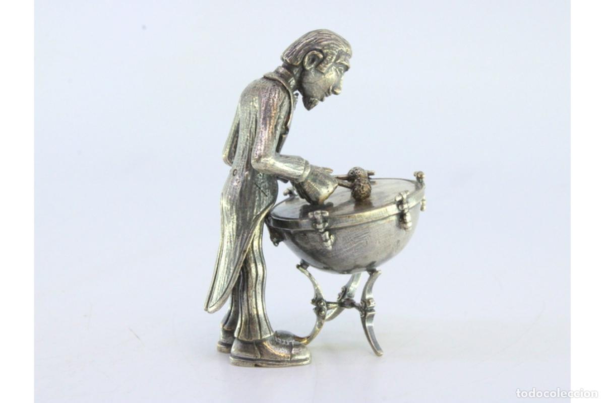 Antig&uuml;edades: M&uacute;sico en plata tocando timbales - Foto 5