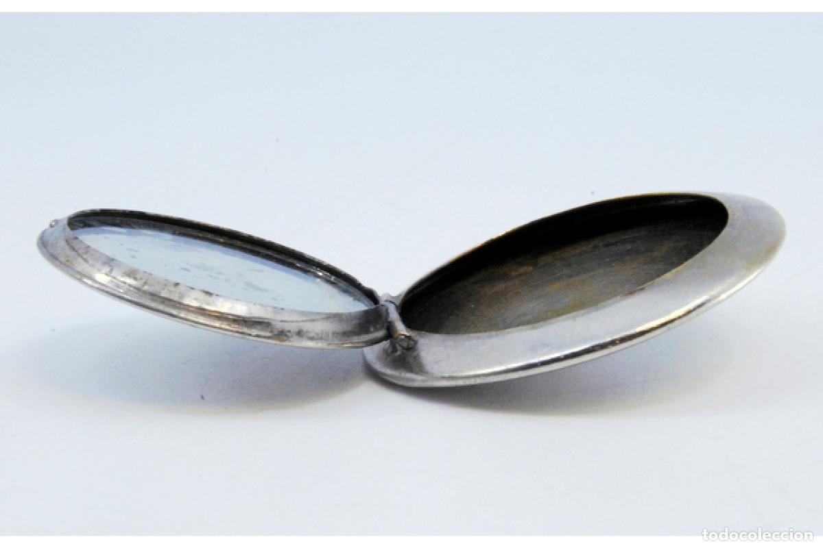 Antig&uuml;edades: Estuche de belleza plateado - Foto 7