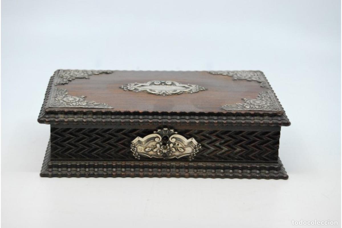 Antig&uuml;edades: Joyero, fabricado en madera y plata. - Foto 8