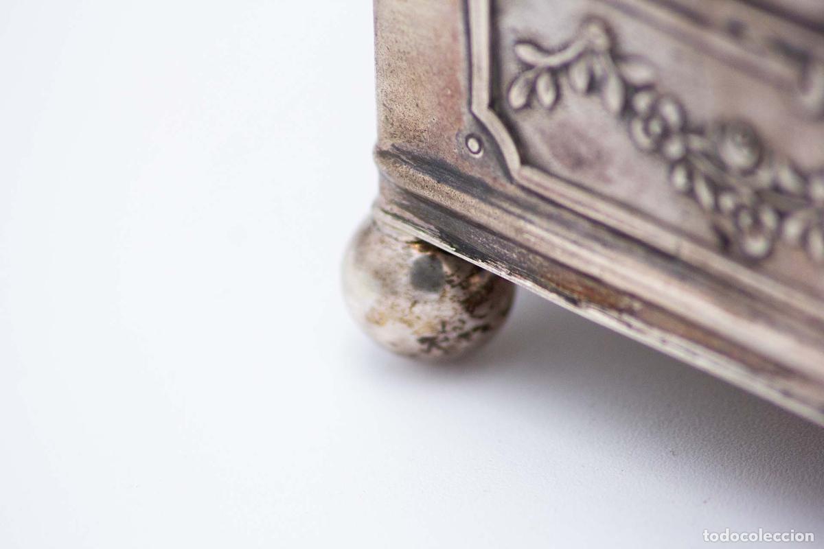 Antig&uuml;edades: Caja de joyer&iacute;a de plata - Foto 3