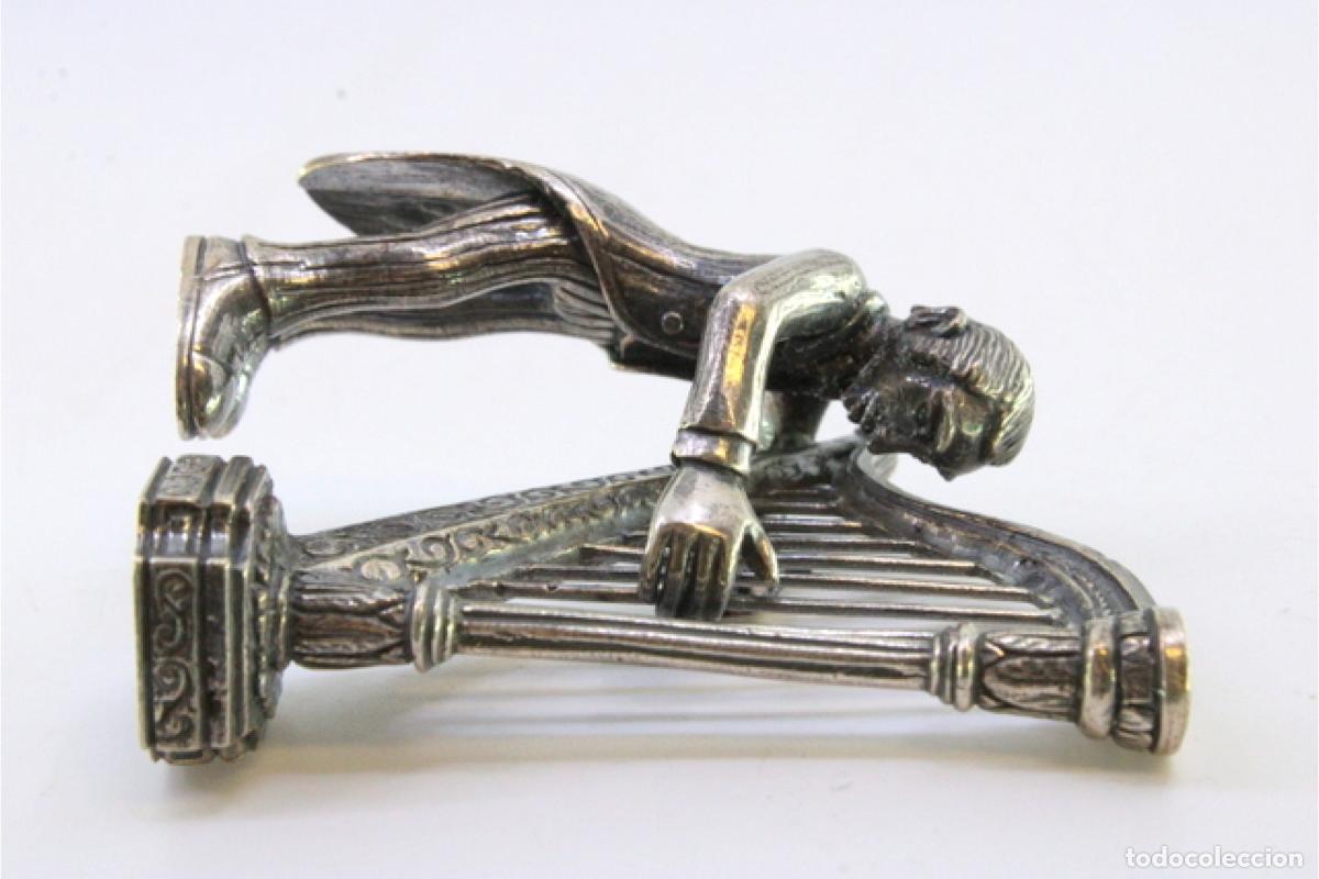 Antig&uuml;edades: M&uacute;sico de plata tocando el arpa - Foto 2