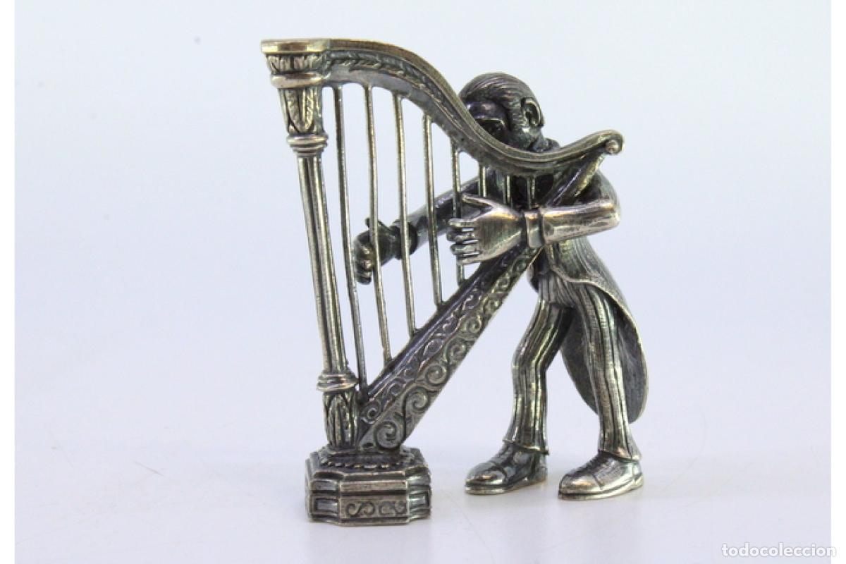 Antig&uuml;edades: M&uacute;sico de plata tocando el arpa - Foto 5