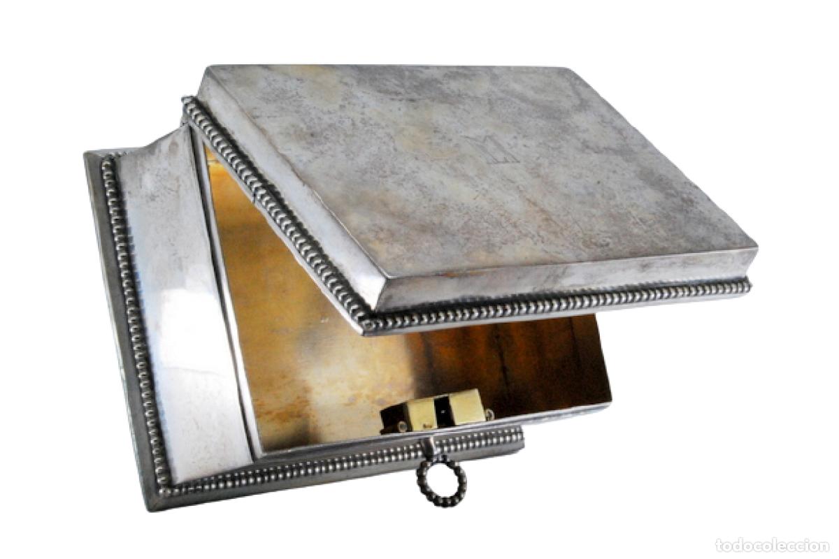 Antig&uuml;edades: Caja de joyer&iacute;a de plata - Foto 1