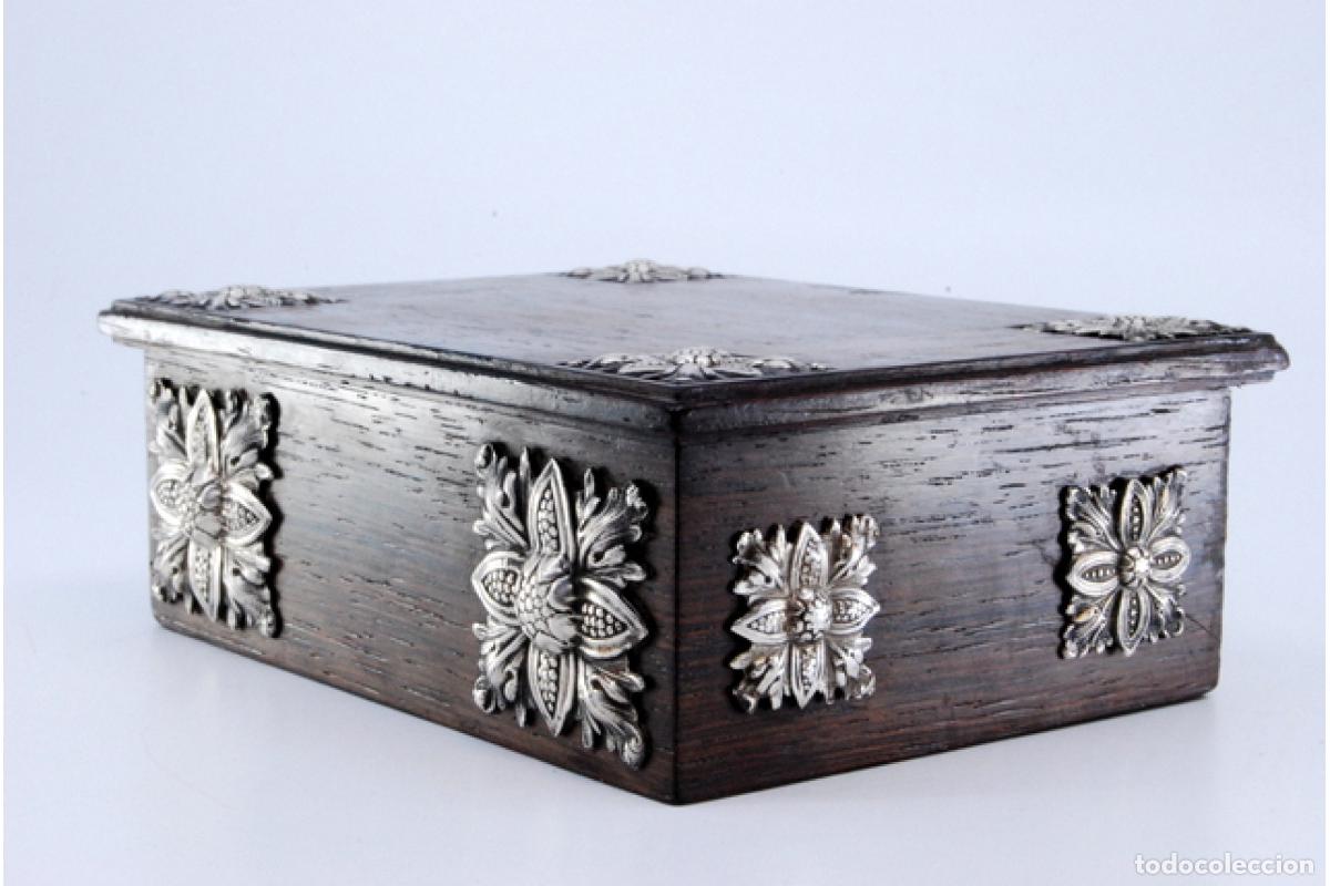 Antig&uuml;edades: Joyero, fabricado en madera y plata. - Foto 8