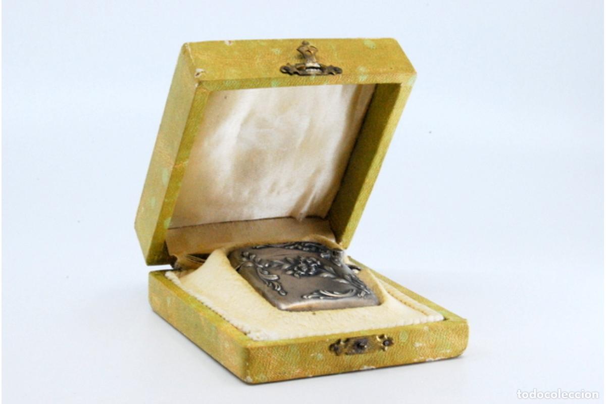 Antig&uuml;edades: Caja de cerillas de plata - Foto 2