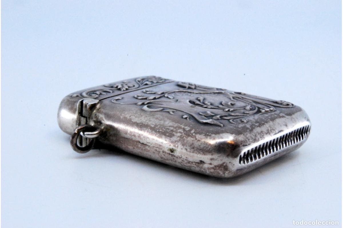 Antig&uuml;edades: Caja de cerillas de plata - Foto 2