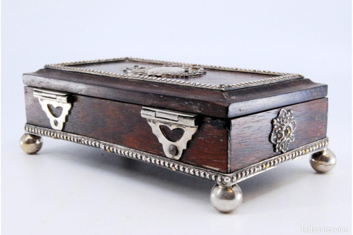 Antig&uuml;edades: Caja de sellos, fabricada en madera y plata. - Foto 6