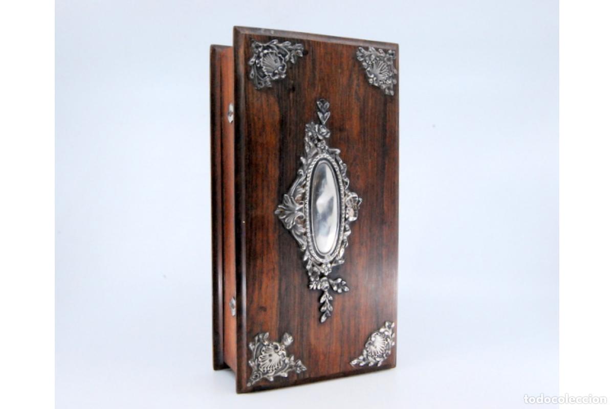 Antig&uuml;edades: Joyero, fabricado en madera y plata. - Foto 3
