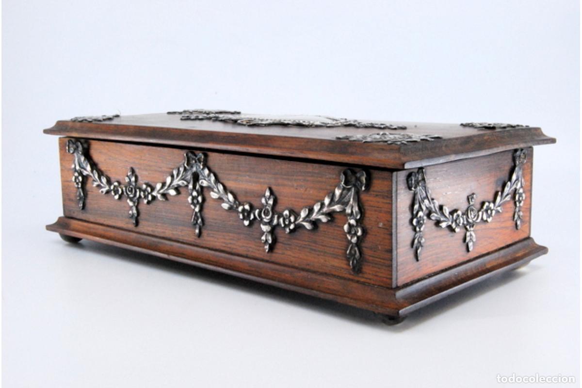 Antig&uuml;edades: Joyero, fabricado en madera y plata. - Foto 8