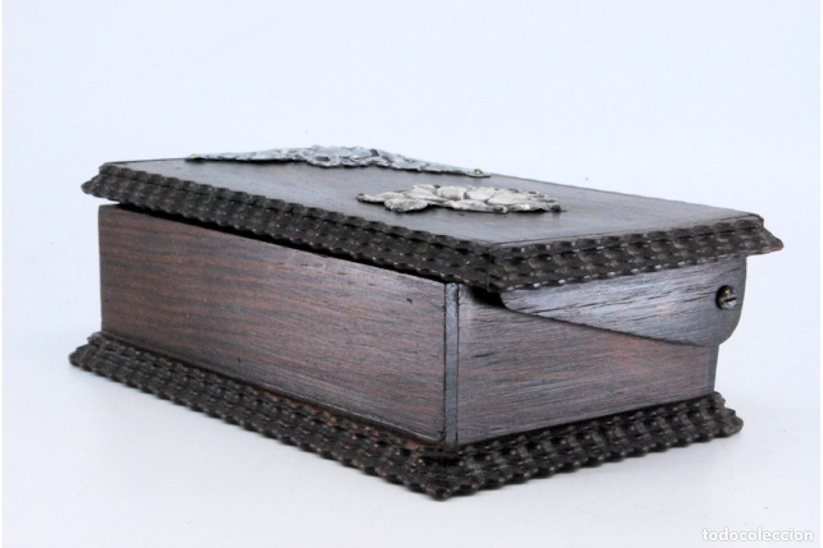 Antig&uuml;edades: Joyero, fabricado en madera y plata. - Foto 8