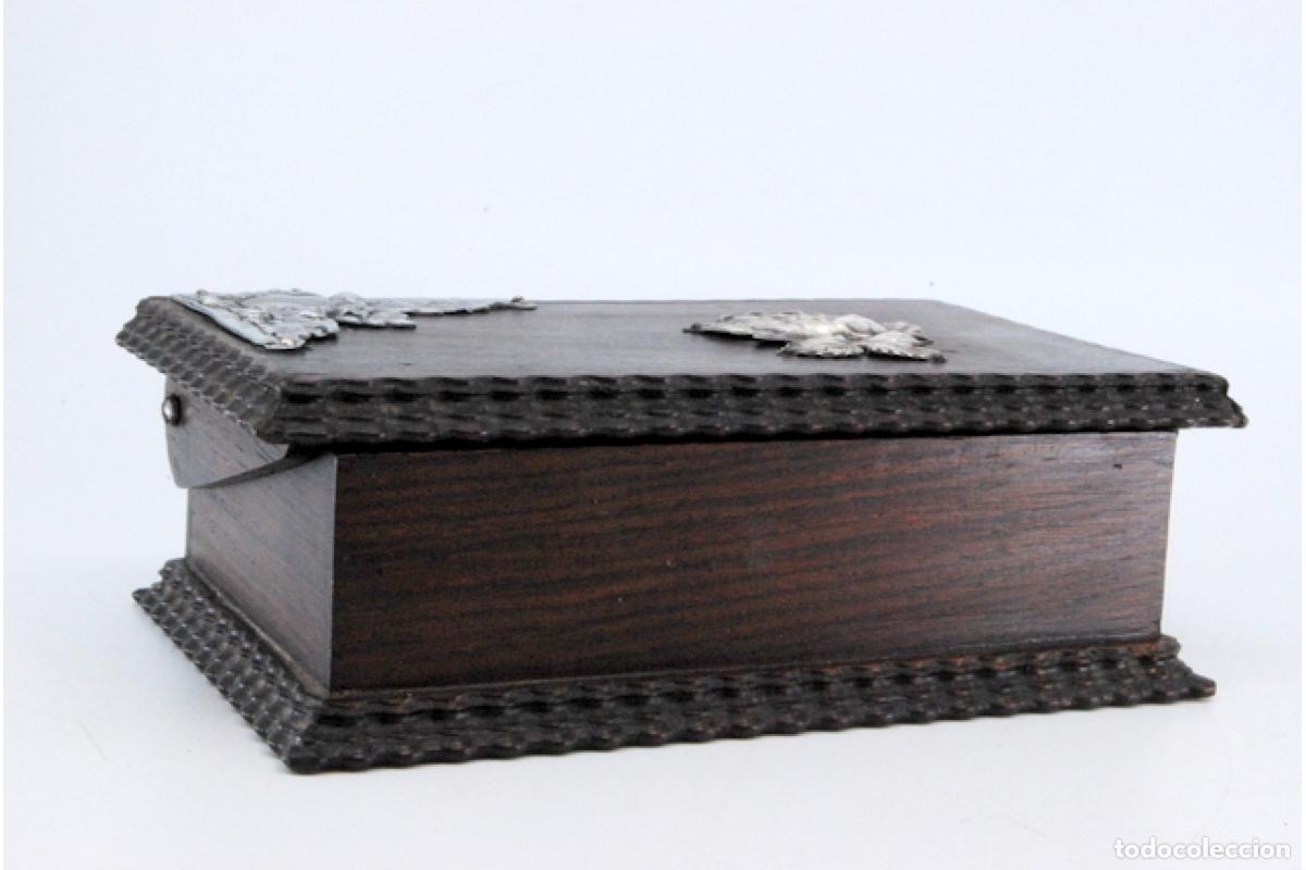 Antig&uuml;edades: Joyero, fabricado en madera y plata. - Foto 10