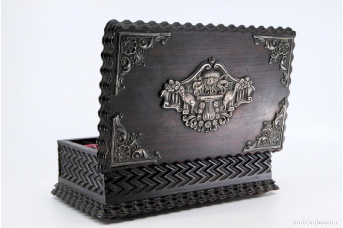 Antig&uuml;edades: Joyero, fabricado en madera y plata. - Foto 8