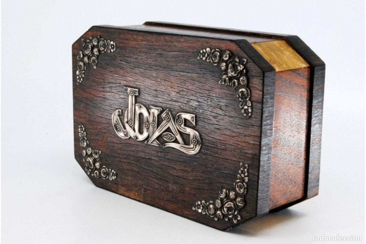 Antig&uuml;edades: Joyero, fabricado en madera y plata. - Foto 6
