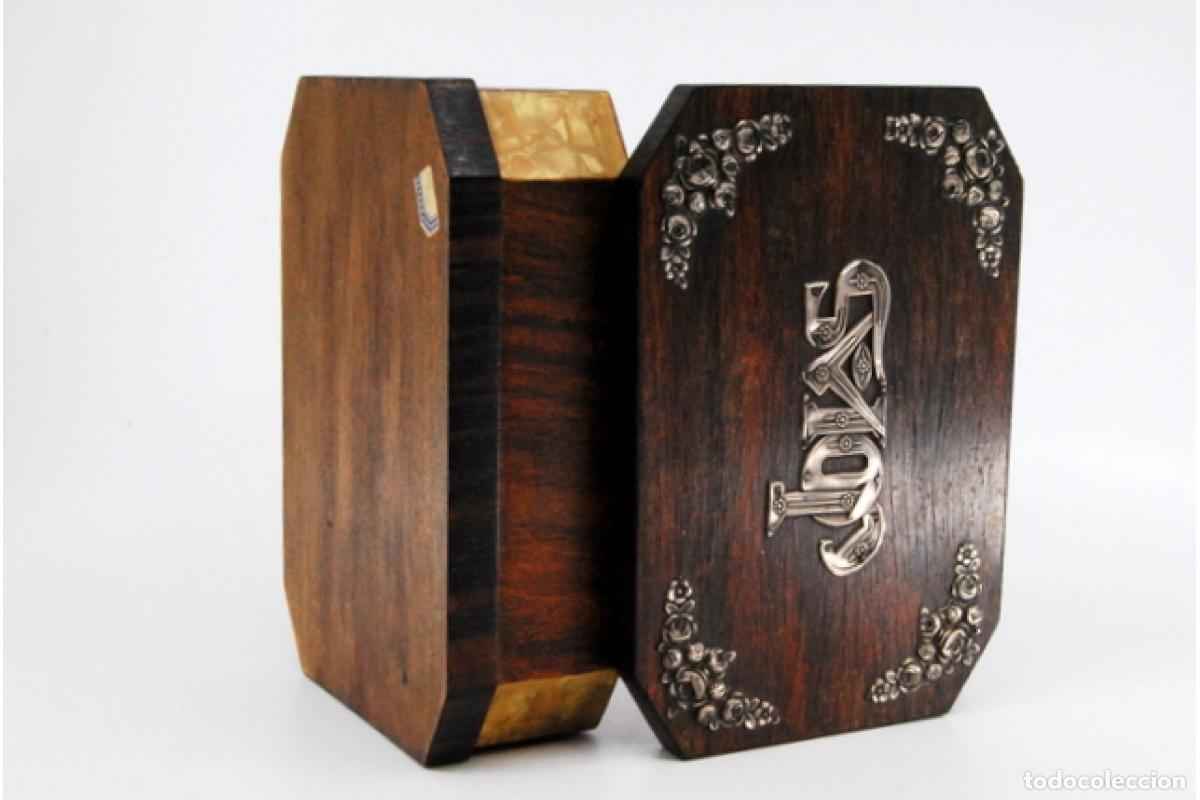Antig&uuml;edades: Joyero, fabricado en madera y plata. - Foto 9
