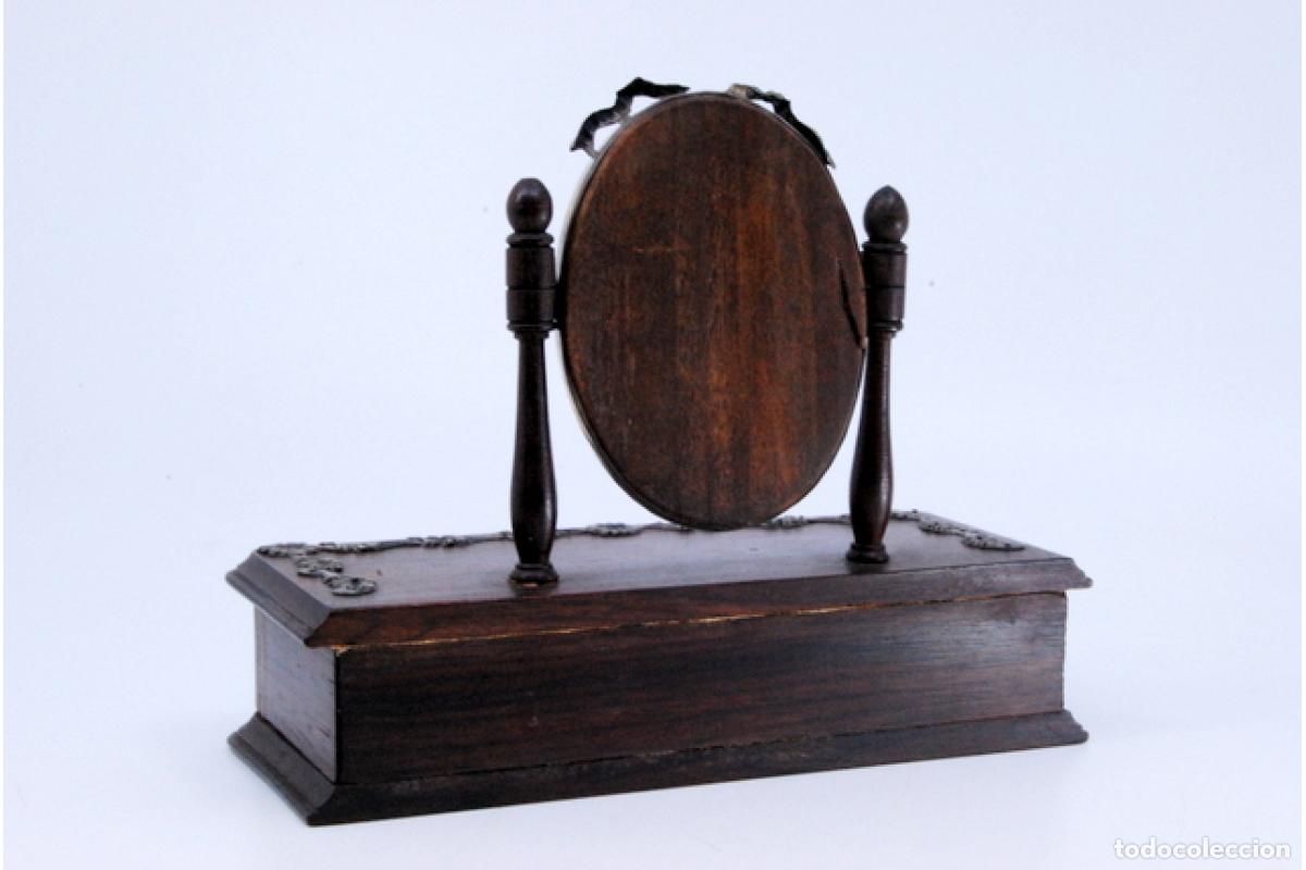 Antig&uuml;edades: Joyero, fabricado en madera y plata. - Foto 4