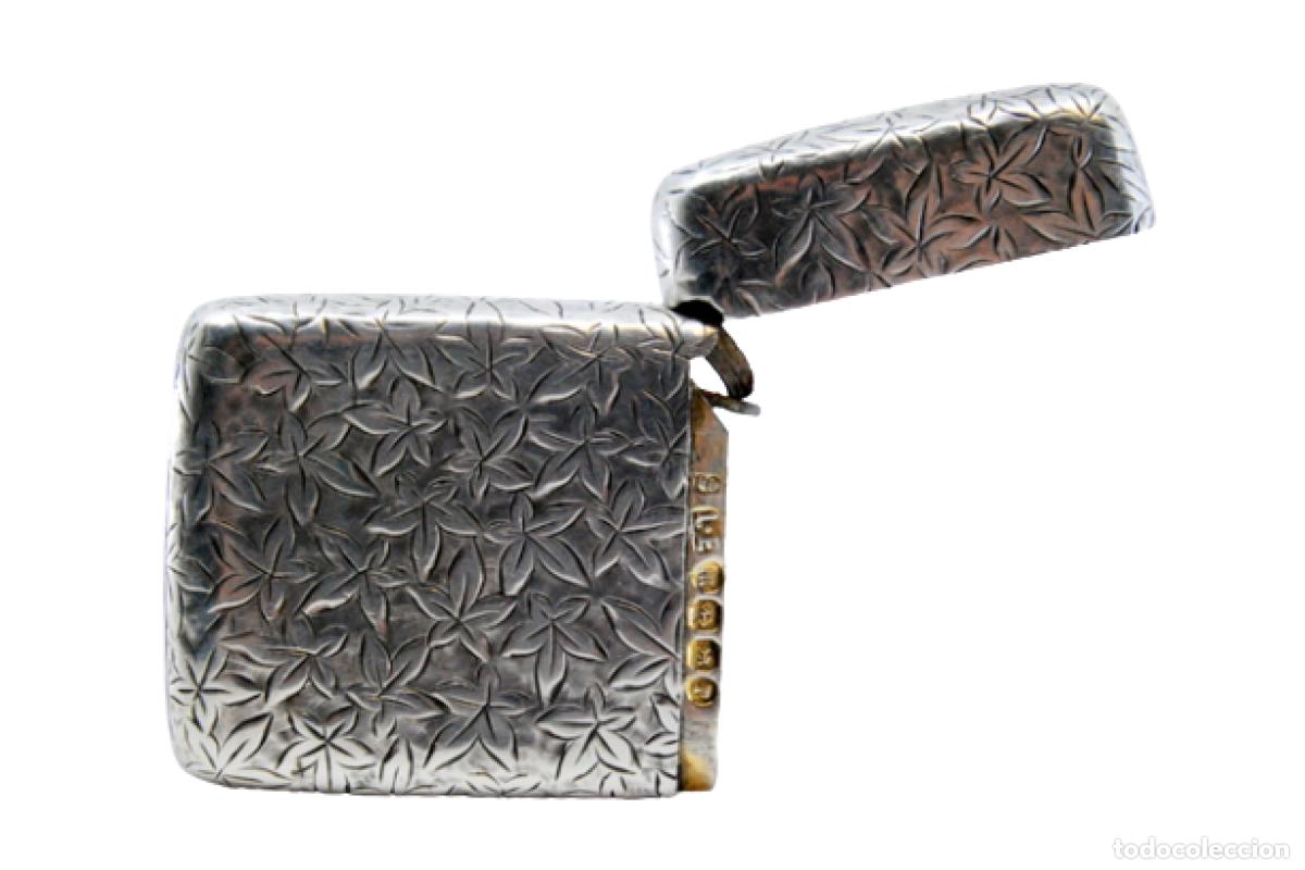 Antiquit&auml;ten: Caja de cerillas de plata