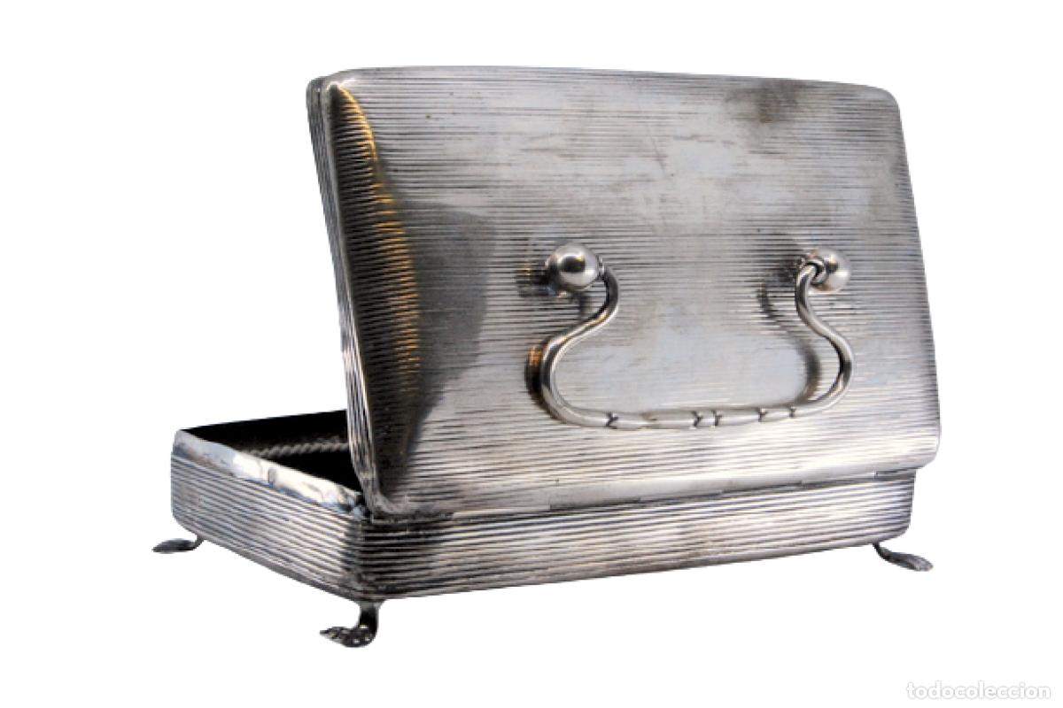 Antig&uuml;edades: Caja de joyer&iacute;a de plata - Foto 1