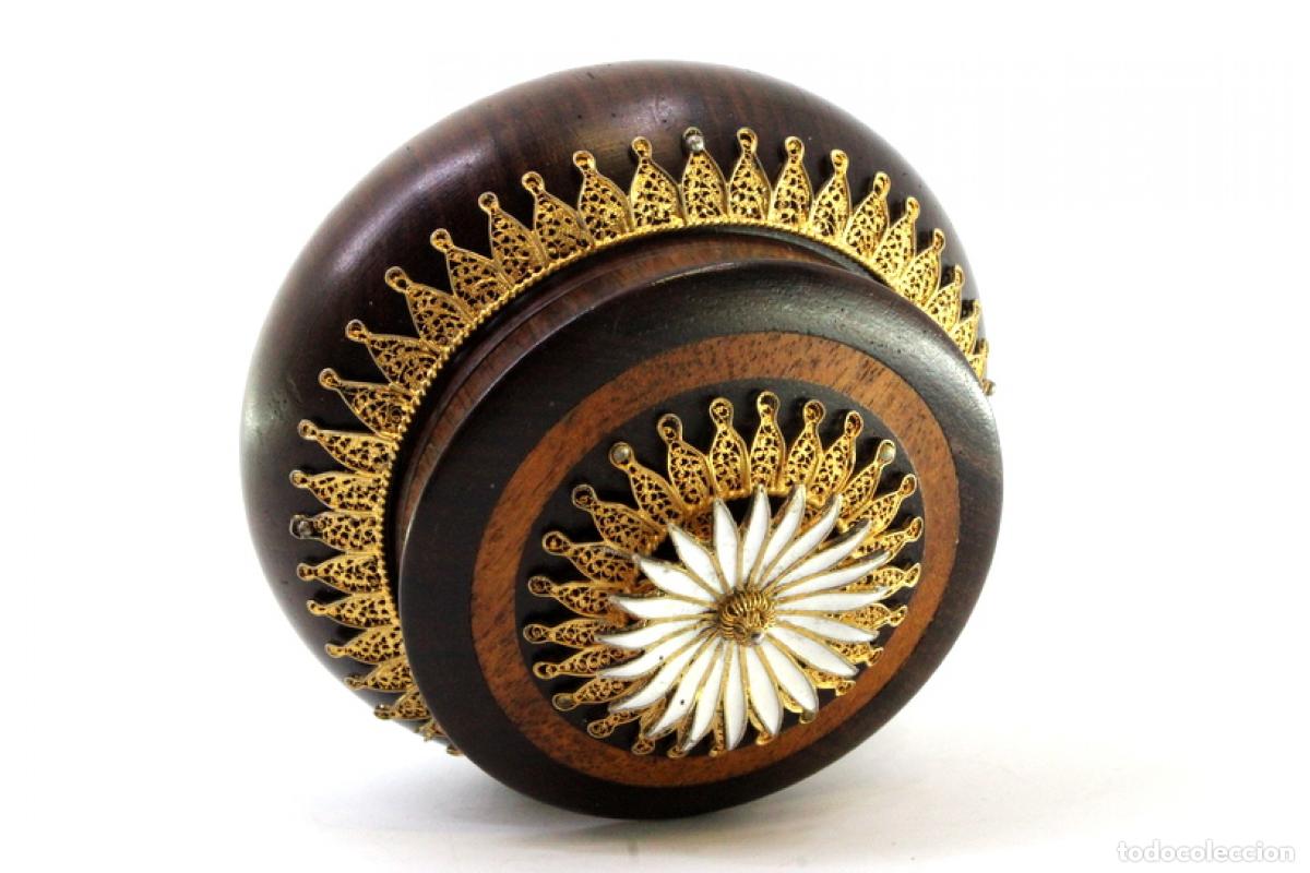 Antig&uuml;edades: Joyero, fabricado en madera y plata. - Foto 4