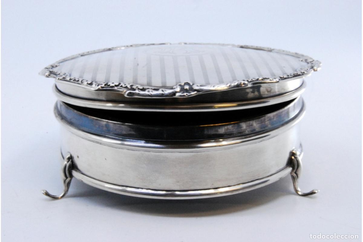 Antig&uuml;edades: Caja de joyer&iacute;a de plata - Foto 3