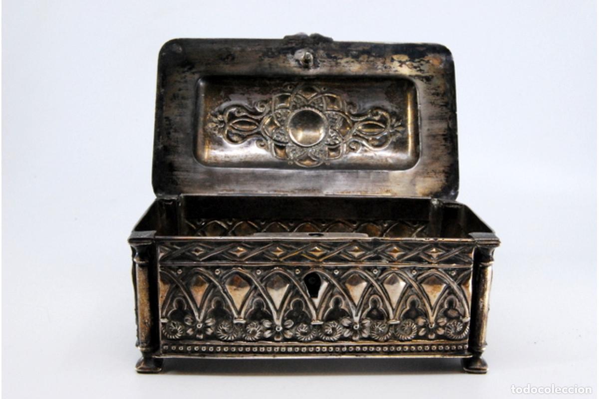 Antig&uuml;edades: Caja de joyer&iacute;a de plata - Foto 2