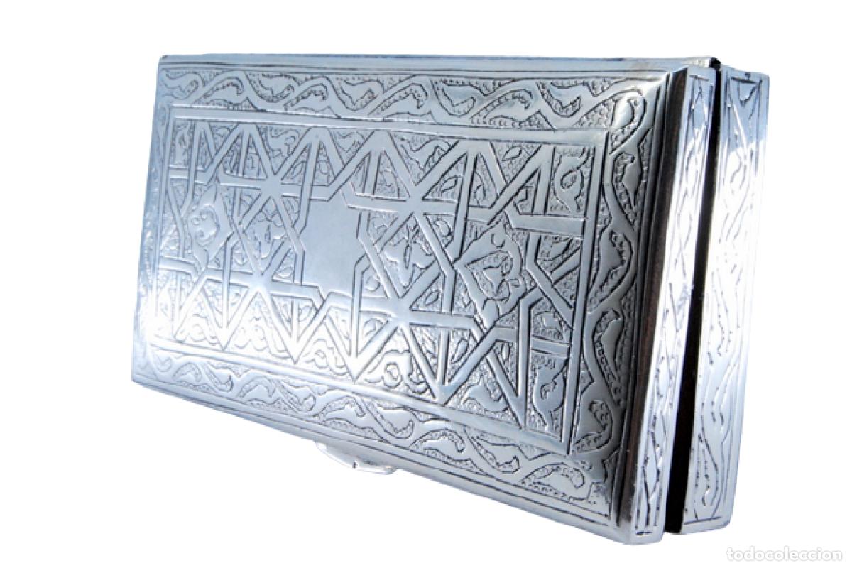 Antig&uuml;edades: Caja de tabaco, plata - Foto 1
