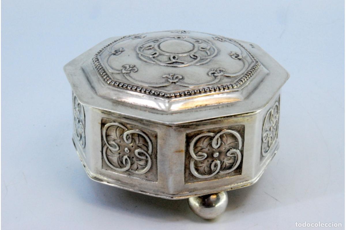 Antig&uuml;edades: Caja de joyer&iacute;a de plata - Foto 4