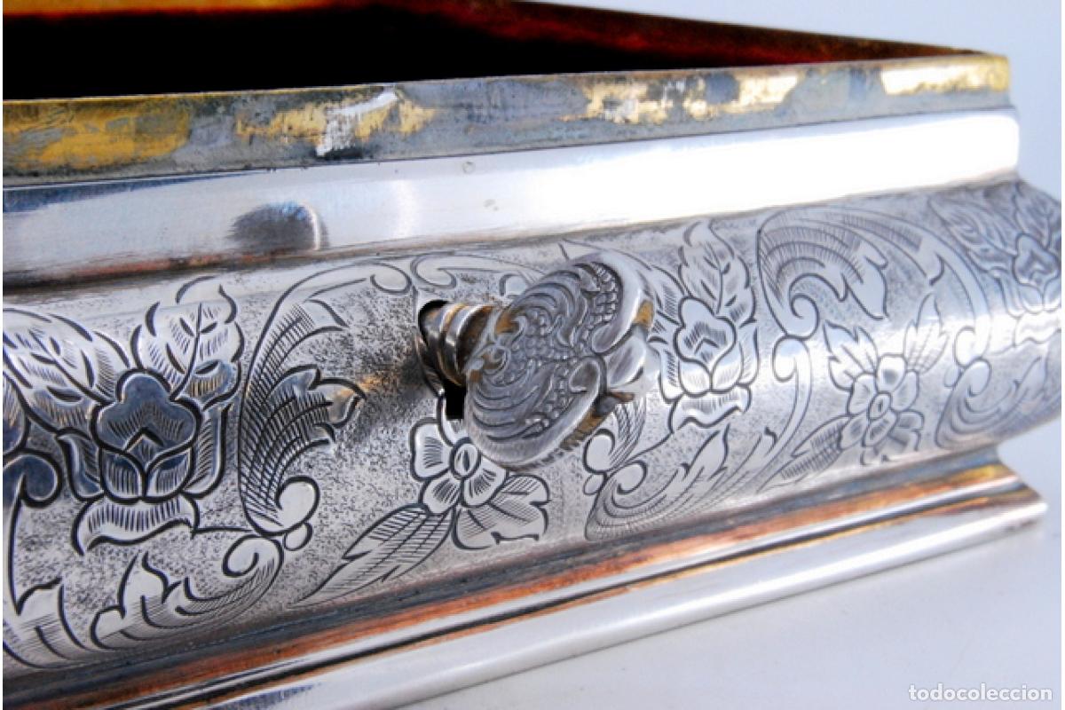 Antig&uuml;edades: Caja de joyer&iacute;a de plata - Foto 5