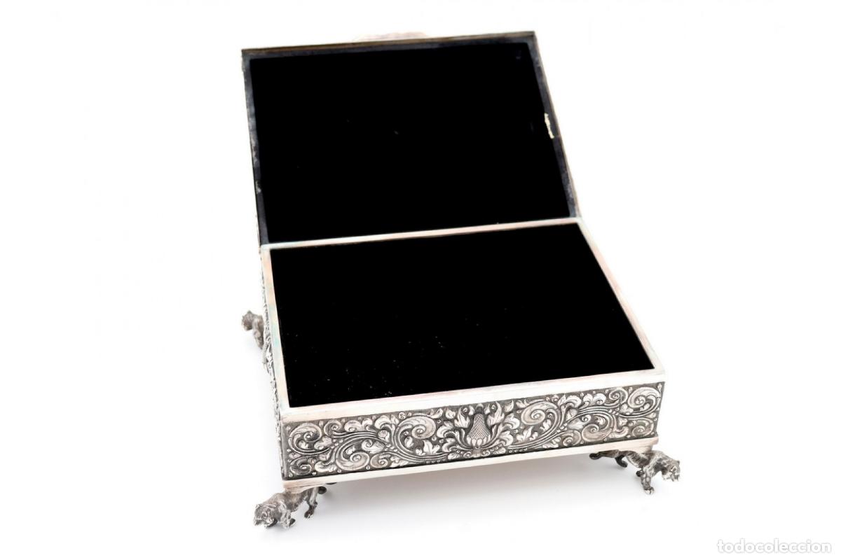 Antig&uuml;edades: Caja de joyer&iacute;a de plata - Foto 9