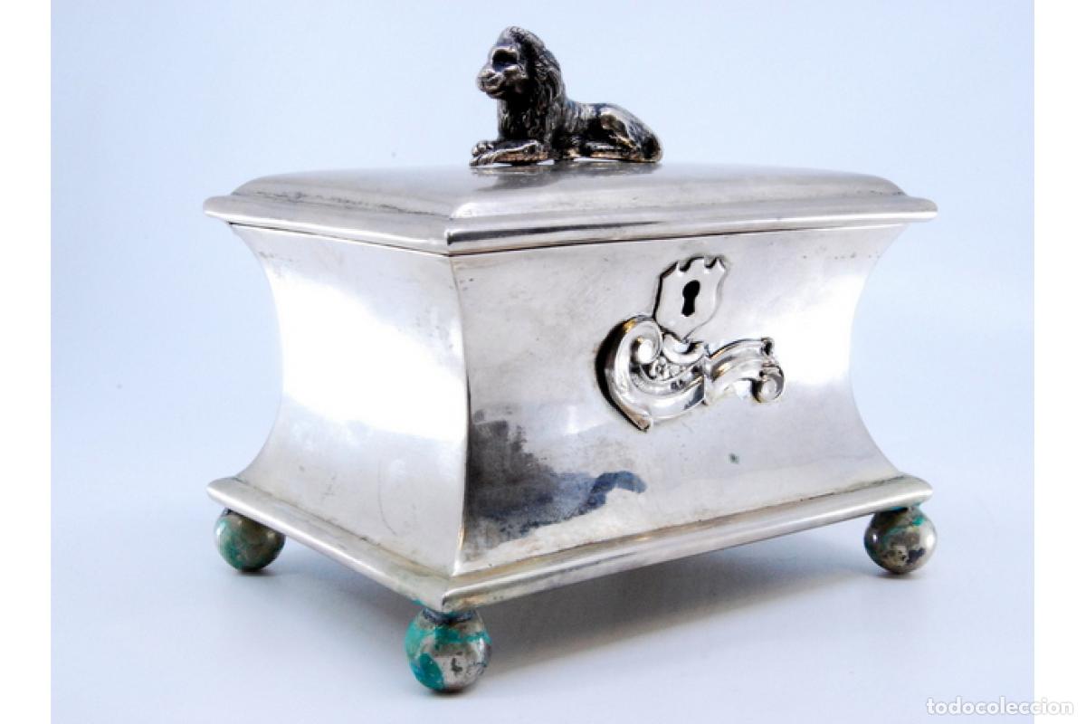 Antig&uuml;edades: Caja de joyer&iacute;a de plata - Foto 2