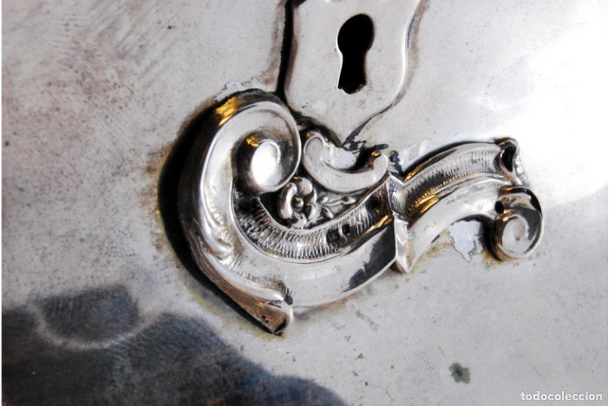 Antig&uuml;edades: Caja de joyer&iacute;a de plata - Foto 9
