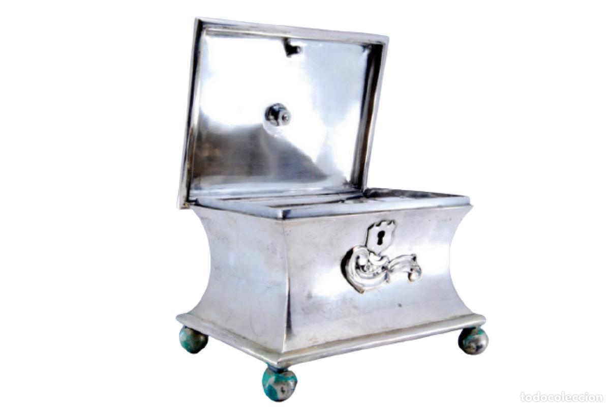 Antig&uuml;edades: Caja de joyer&iacute;a de plata - Foto 1