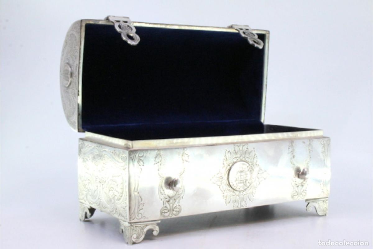 Antig&uuml;edades: Caja de joyer&iacute;a de plata - Foto 9