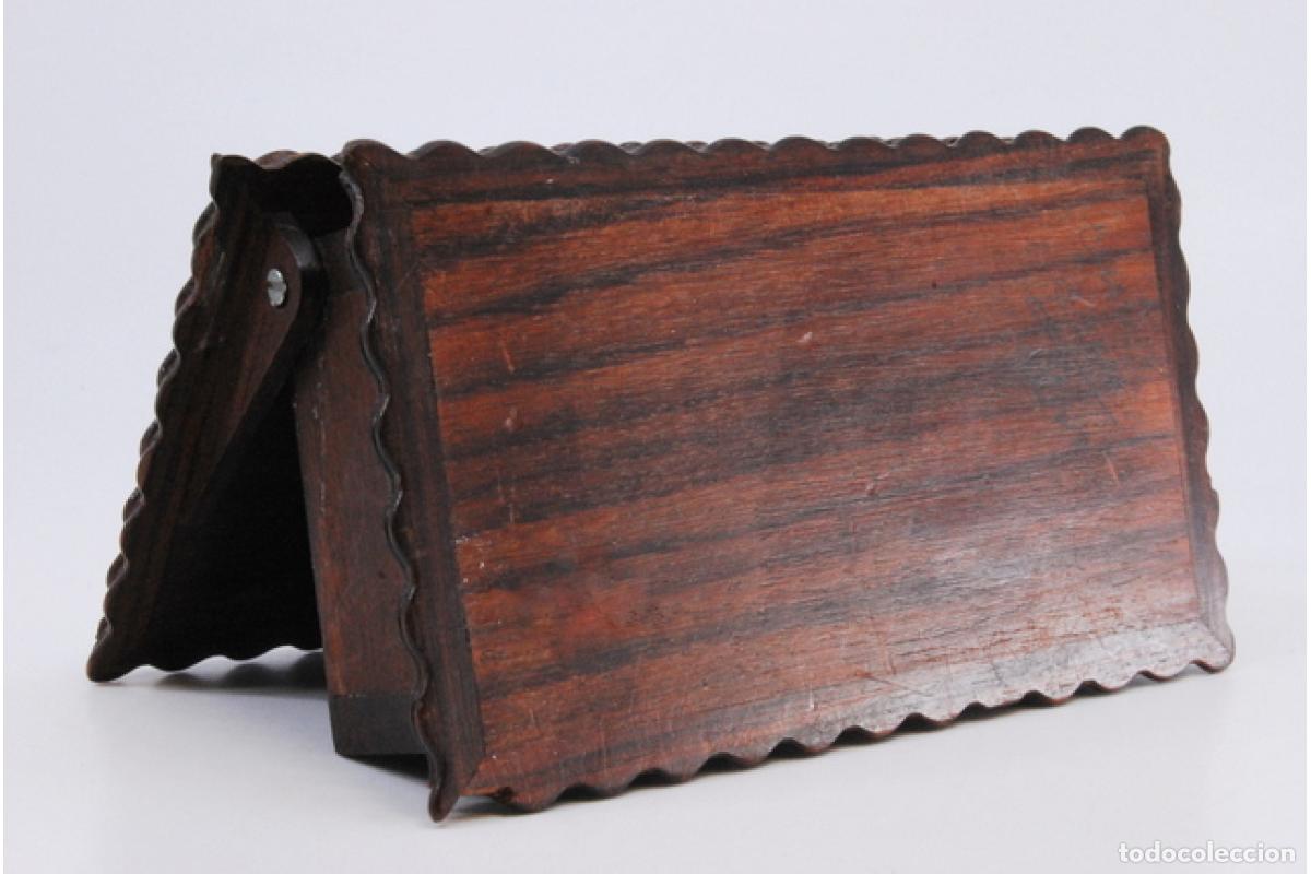 Antig&uuml;edades: Caja de sellos, fabricada en madera y plata. - Foto 5