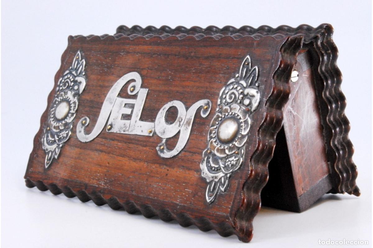 Antig&uuml;edades: Caja de sellos, fabricada en madera y plata. - Foto 6