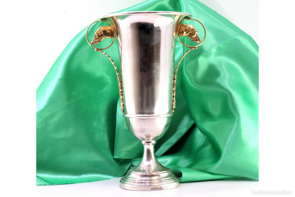 Antig&uuml;edades: copa de plata - Foto 2