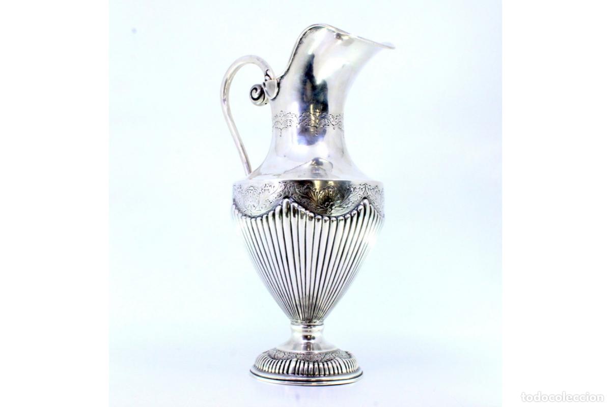 Antig&uuml;edades: Jarra de agua de plata - Foto 3