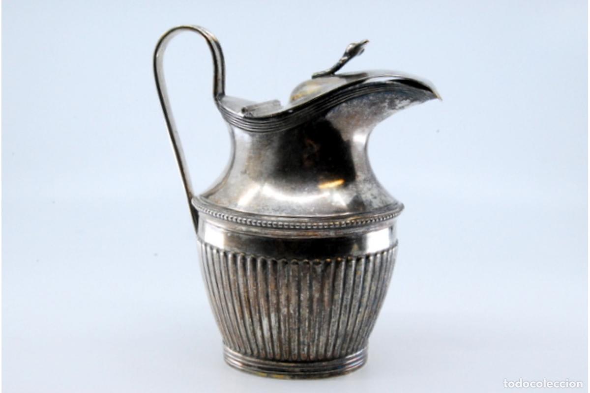 Antig&uuml;edades: jarra de leche de plata - Foto 9