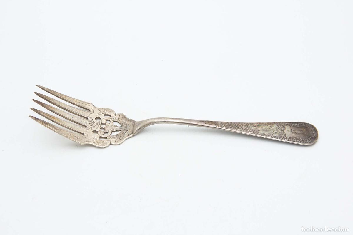 Antig&uuml;edades: Tenedor de plata, para servir pescado - Foto 1