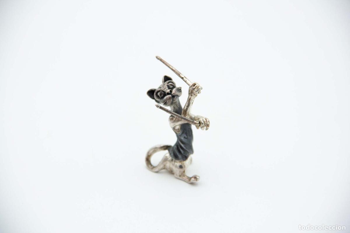 Antig&uuml;edades: Gato plateado - Foto 1