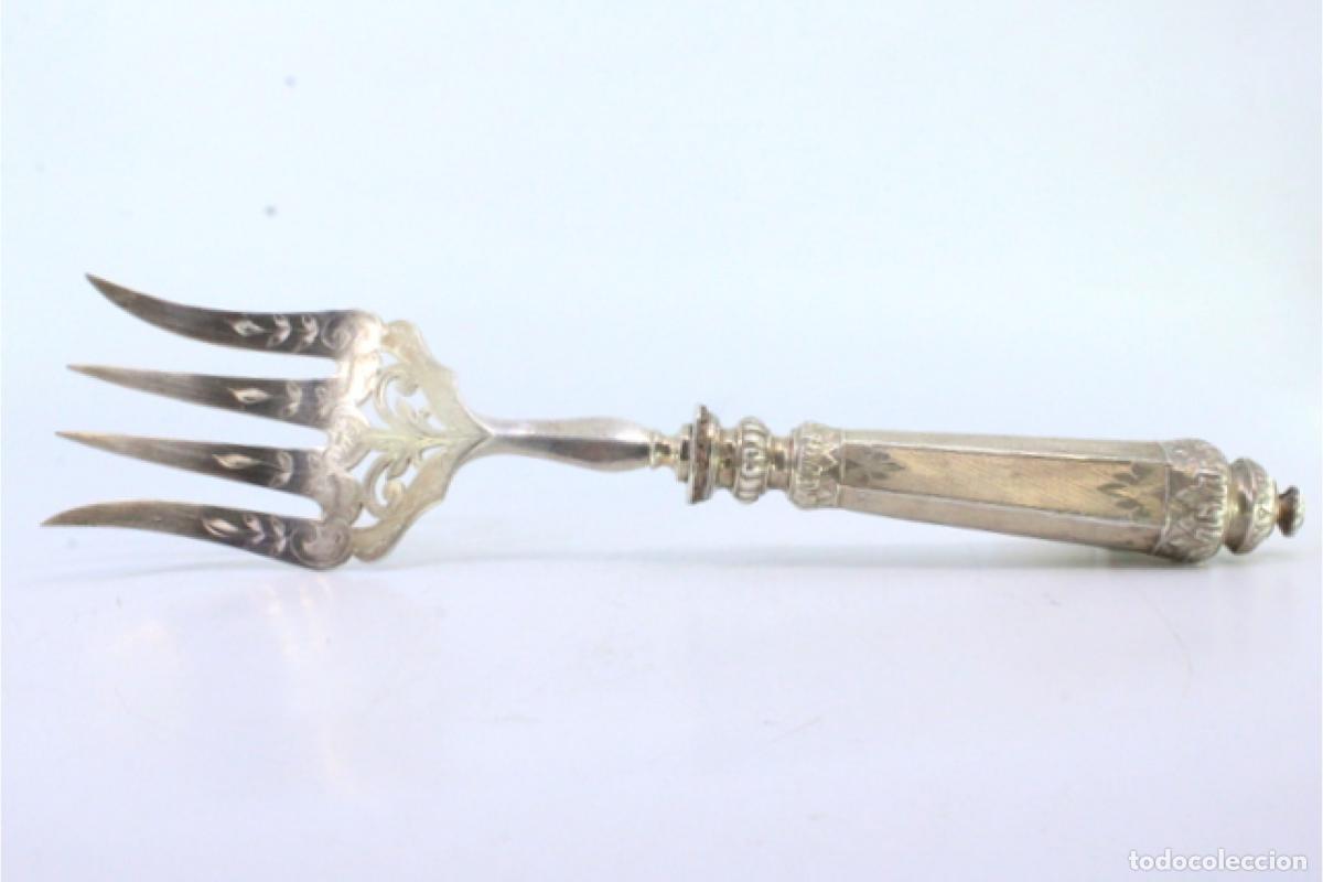 Antig&uuml;edades: Tenedor de plata, para servir pescado - Foto 7