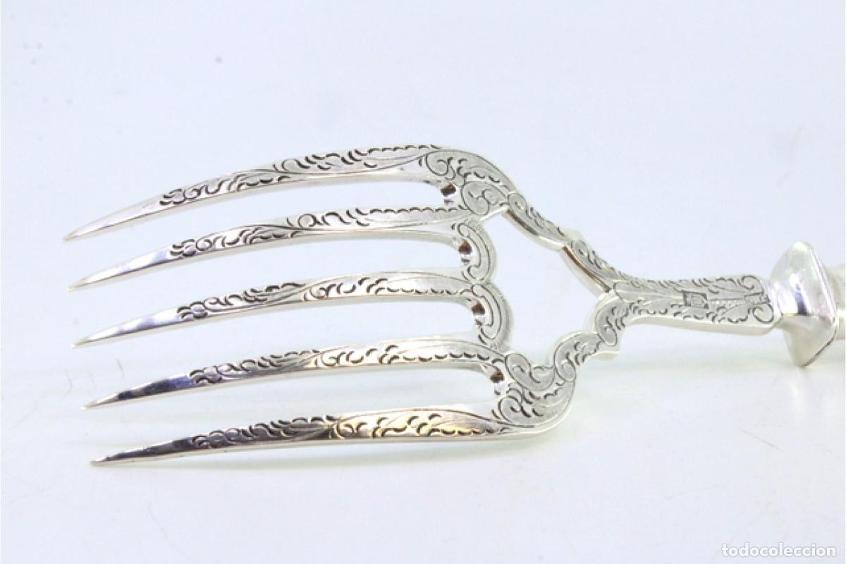 Antig&uuml;edades: Tenedor de plata, para servir pescado - Foto 4